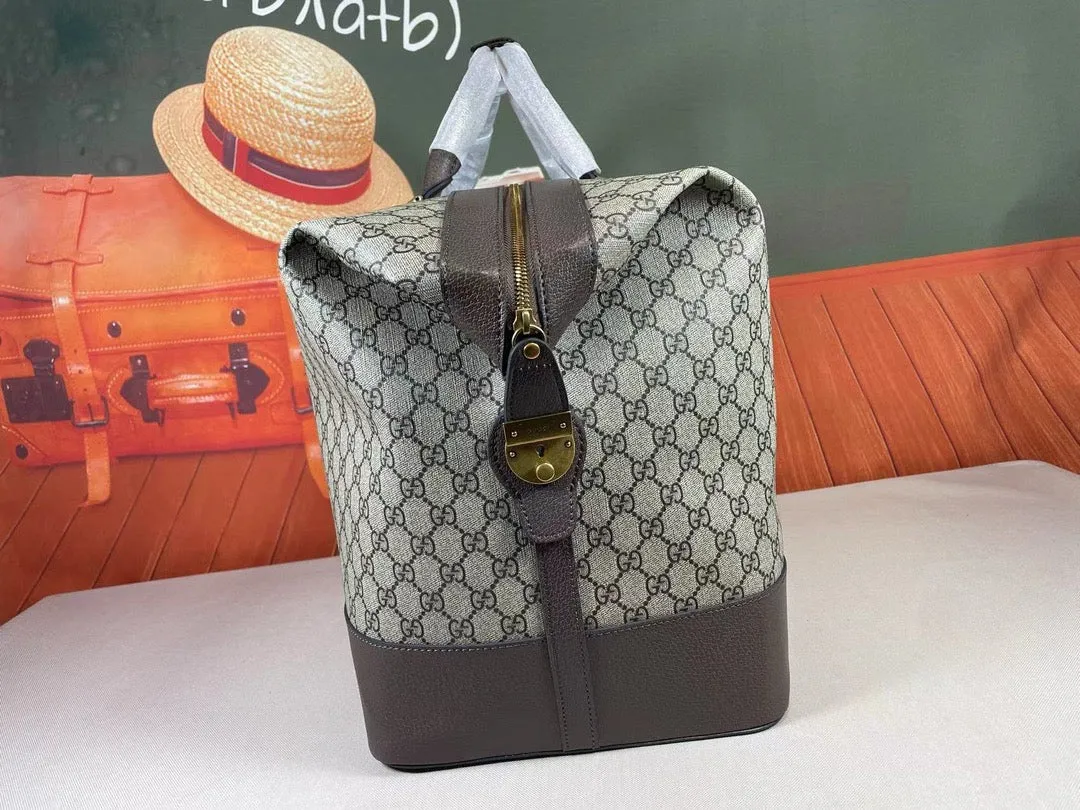 GC604 GG Duffle Bag / 18.9"W x 14.1"H x 9.4"D