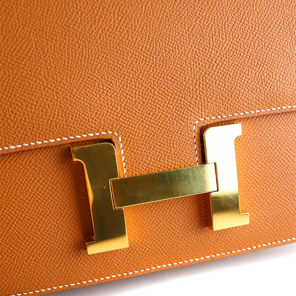 HERMÈS - Sac à bandoulière Constance 24 en cuir epsom gold