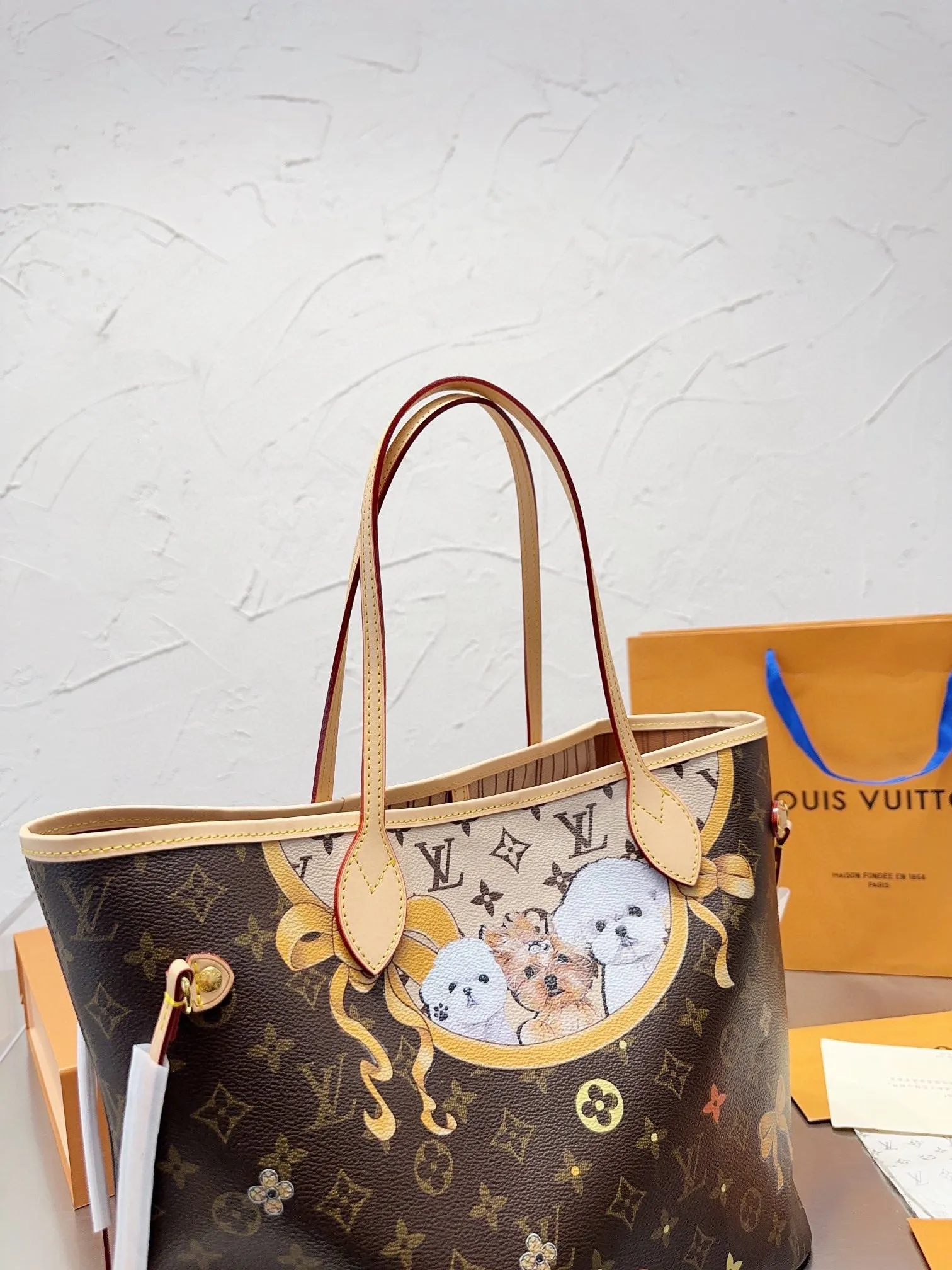 LB883 Neverfull MM / 12.6x11.4x6.7inch