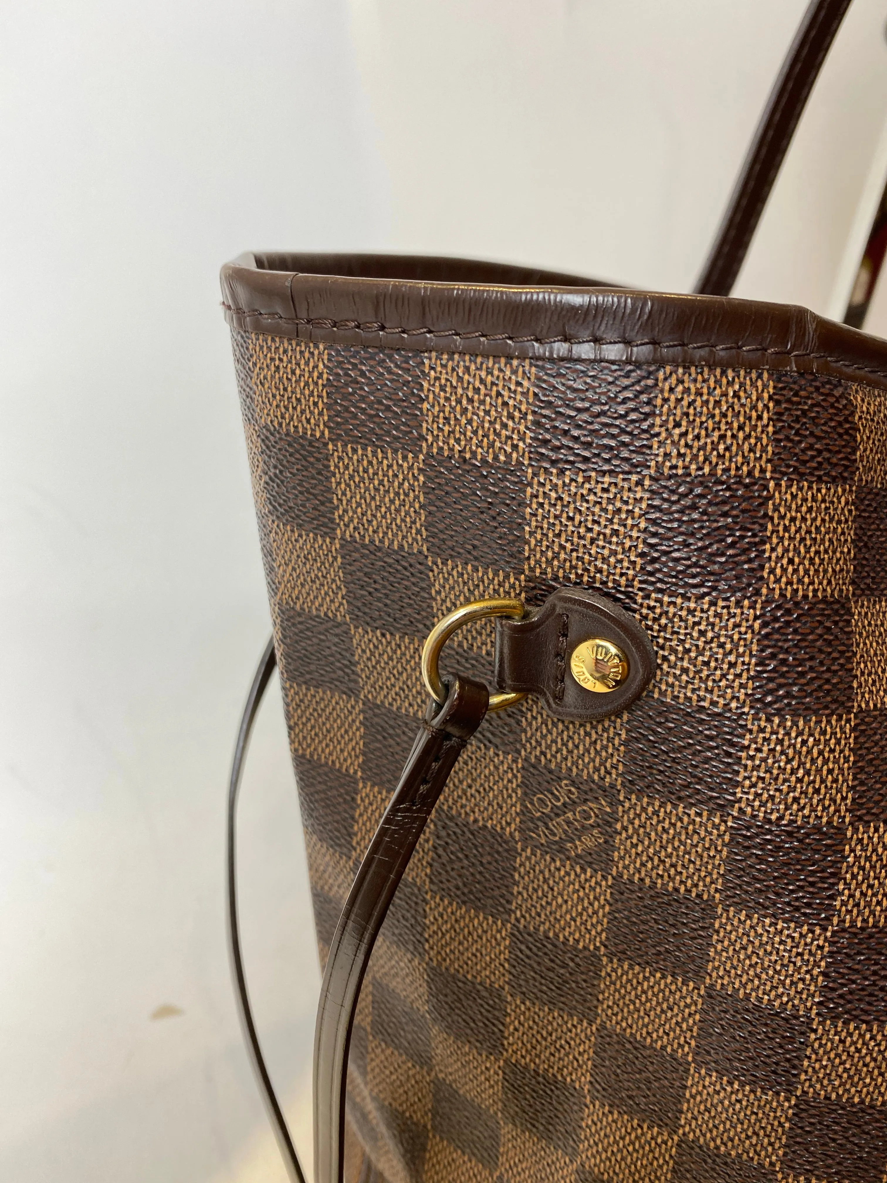Louis Vuitton Damier Ebene Neverfull MM - As Seen on Instagram 10/1/21