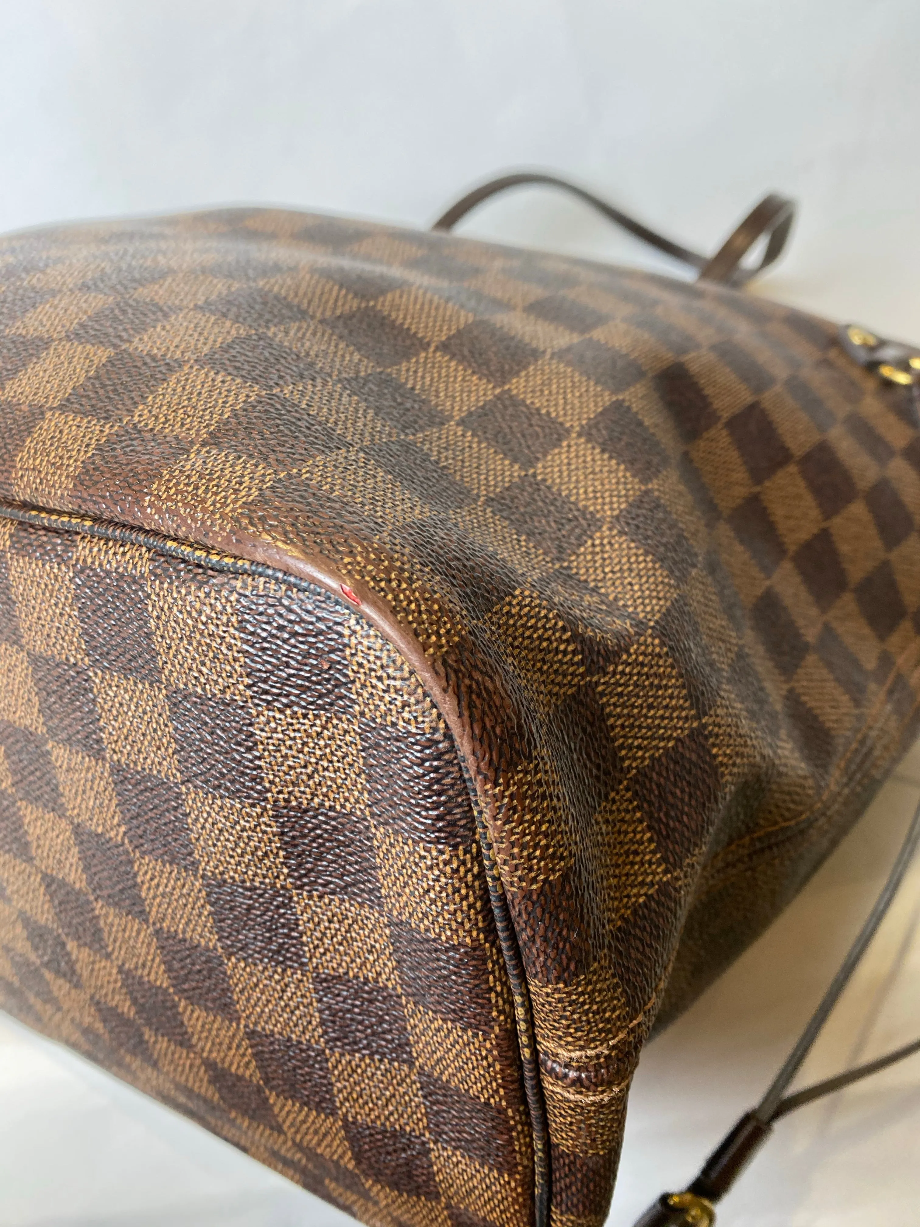 Louis Vuitton Damier Ebene Neverfull MM - As Seen on Instagram 10/1/21