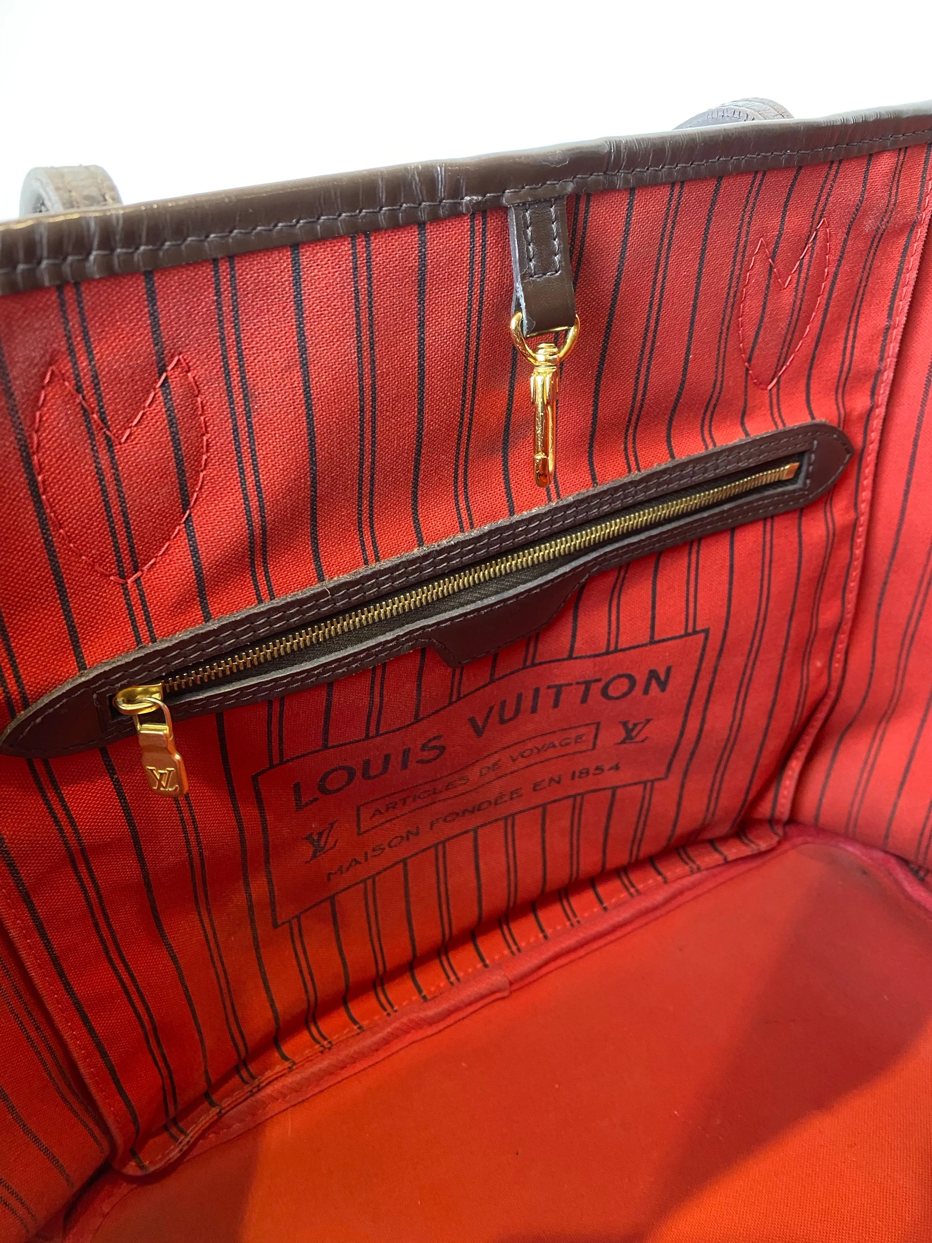 Louis Vuitton Damier Ebene Neverfull MM - As Seen on Instagram 10/1/21