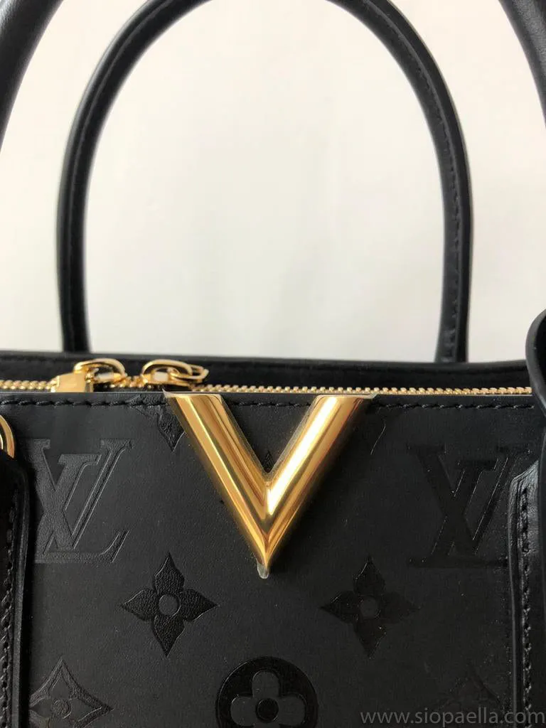 Louis Vuitton Very Tote MM