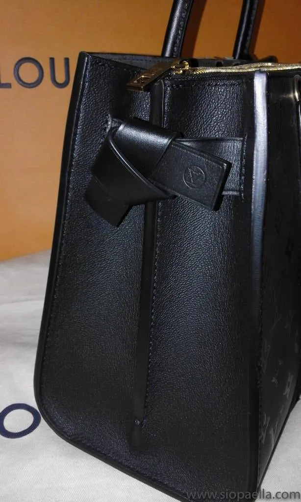 Louis Vuitton Very Tote MM