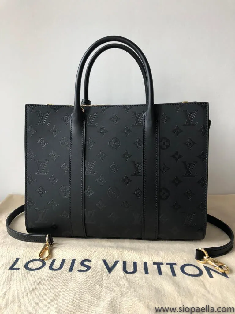 Louis Vuitton Very Tote MM